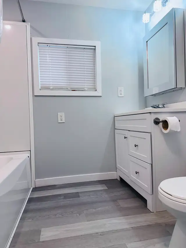 3 Bed / 1 Bath Mobile Home available in Valleyview - Photo 4