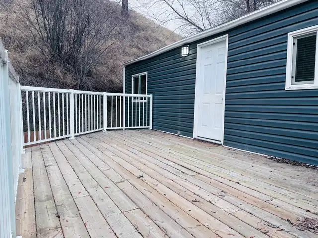 3 Bed / 1 Bath Mobile Home available in Valleyview - Photo 10