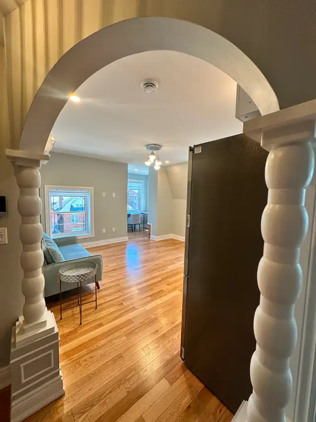 Ottawa Centretown–1 Bdrm Exe Apt /Den/AC/Insuite Laun/EVcharger