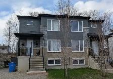 3 bedrooms townhomes for rent