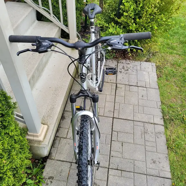 Norco Bush pilot Mountain Bike With disc brakes - Photo 6