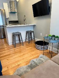 Ottawa Centretown–1 Bdrm Apt Main Flr /EV charger/AC/EnsLaundry - Photo 2