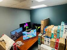 Hisense 65" QD7 Series QLED 4K Google Smart TV – 65QD7N - Photo 3