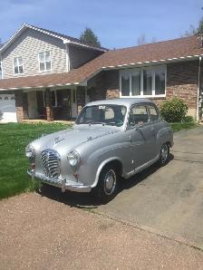 Antique little car - Photo 2