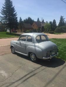 Antique little car - Photo 5