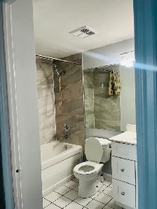 Rare 1 1 bedroom plus 2 bath condo for rent at Square One ! - Photo 7