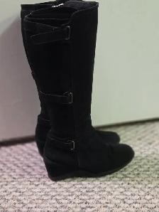 Women's black leather knee-high Boots. Size 7.5 - Photo 2