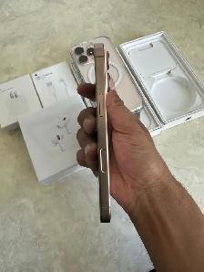 iPhone 16 Pro 128gb Airpods Pkg/Delivery - Photo 2