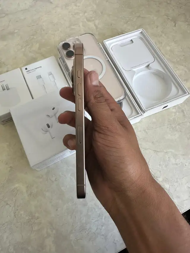 iPhone 16 Pro 128gb Airpods Pkg/Delivery - Photo 4