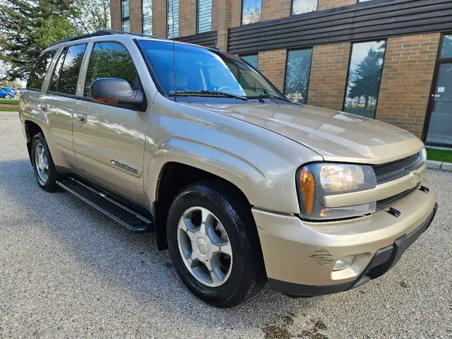 2004 Chevrolet Trailblazer LT 4x4 4.2L V6 - Photo 2