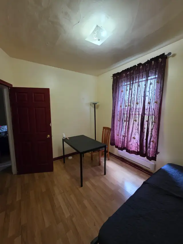 Grande Chambre a louer 1erjuillet - Photo 3
