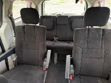 2011 Dodge Grand Caravan 2011 DODGE GRAND CARAVAN , 7 PASSAGERS - Photo 3