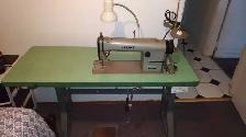 Juki DDL-555 Industrial Heavy Duty Sewing Machine With Table Top - Photo 10