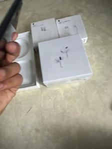 iPhone 11 64gb Airpods pkg/Delivery - Photo 7