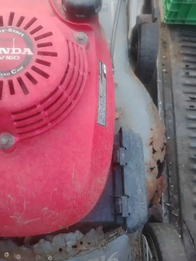 Good Honda HRS 216 lawn mower engine! Deck shot!! - Photo 3