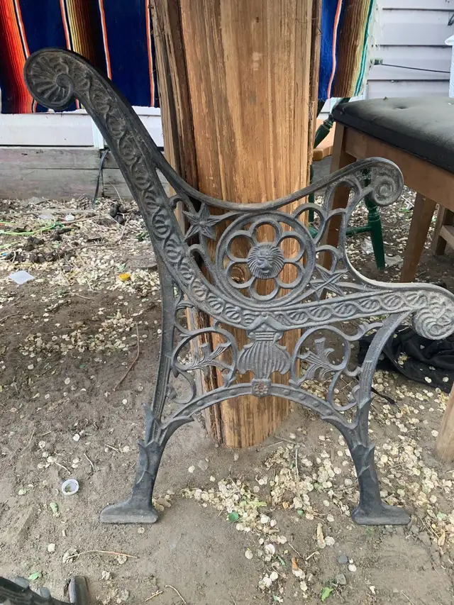 cast iron bench ends
