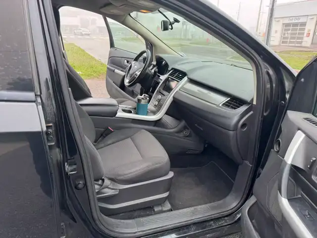 2011 Ford Edge SEL AWD - Photo 11