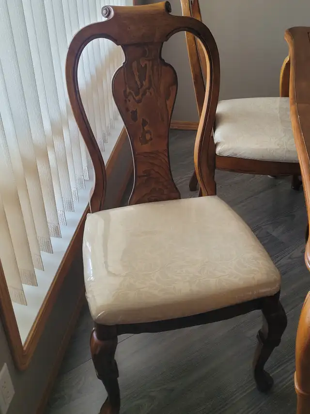 Kitchen dining room set. - Photo 2