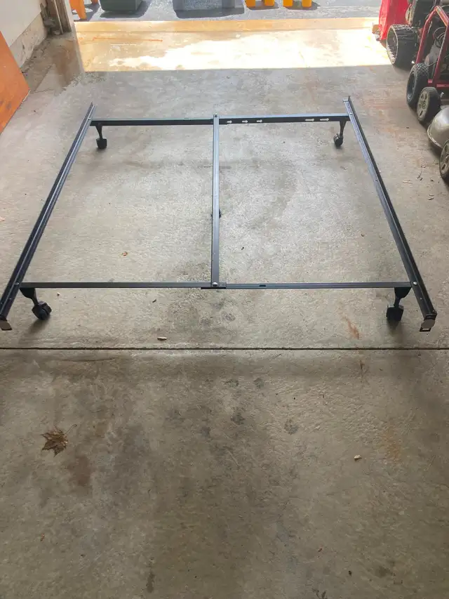 Queen Size or double bed frame