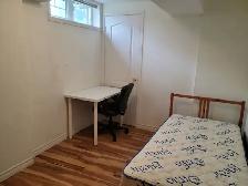 Private Room for Rent  / North York