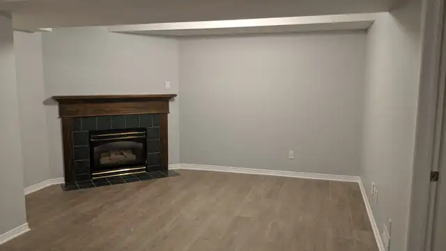 Studio Apartment Barrhaven $1,400/month all inclusive (female) - Photo 3