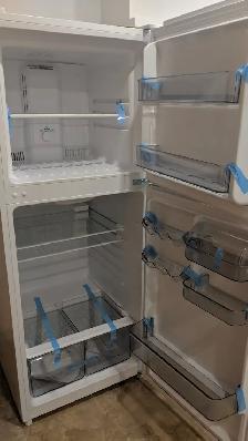 Studio Apartment Barrhaven $1,400/month all inclusive (female) - Photo 4
