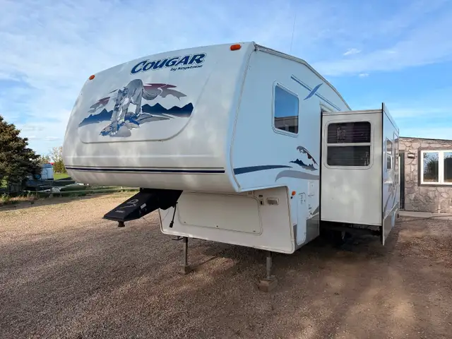 Keystone Cougar 5th Wheel