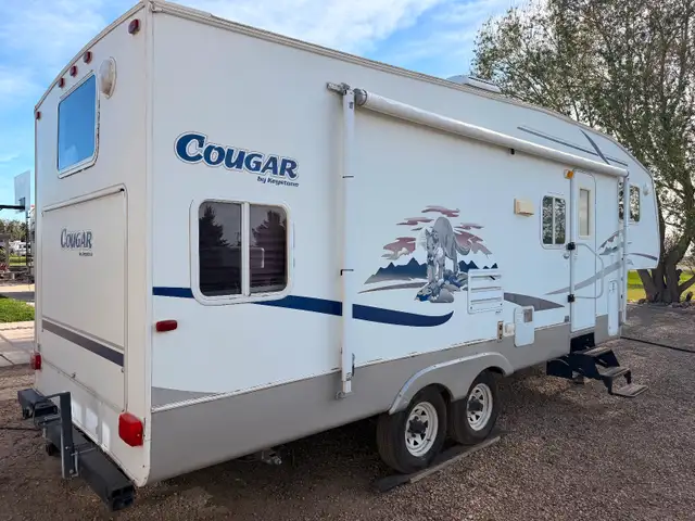 Keystone Cougar 5th Wheel - Photo 3