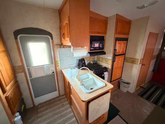 Keystone Cougar 5th Wheel - Photo 6