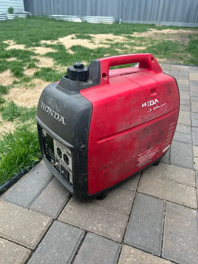 Honda 2000i generator - Photo 2