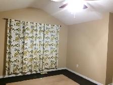 Spacious Room For Rent - Alcona / Innisfil - Photo 3