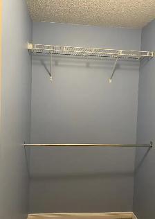 Spacious Room For Rent - Alcona / Innisfil - Photo 4