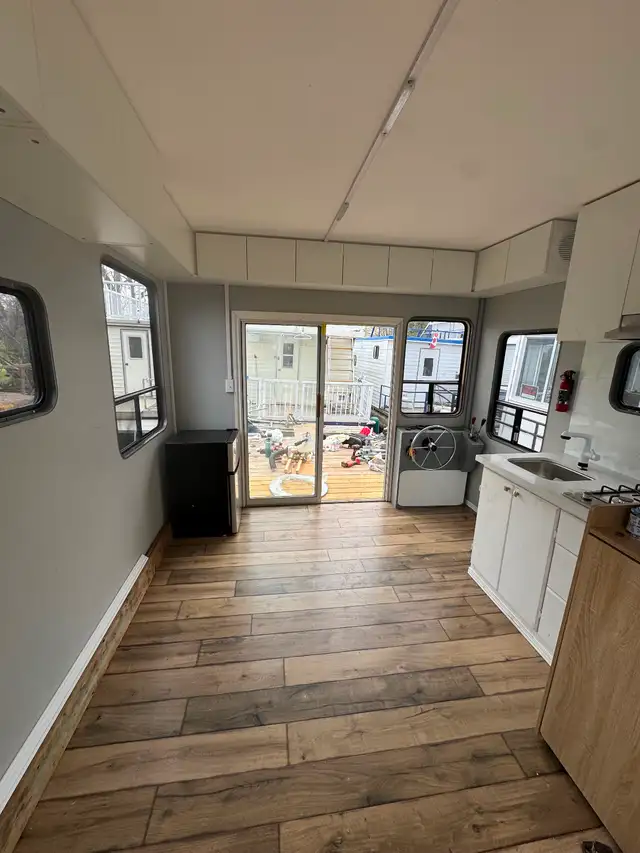 40’ Pontoon Houseboat – Modern Tiny Home – Must Sell Fast! - Photo 2