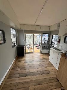 40’ Pontoon Houseboat – Modern Tiny Home – Must Sell Fast! - Photo 2