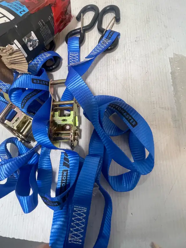 MotoMaster Ratchet Tie Downs - Photo 6