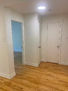 Heated, bright 3 & 1/2 semi basement - Photo 3