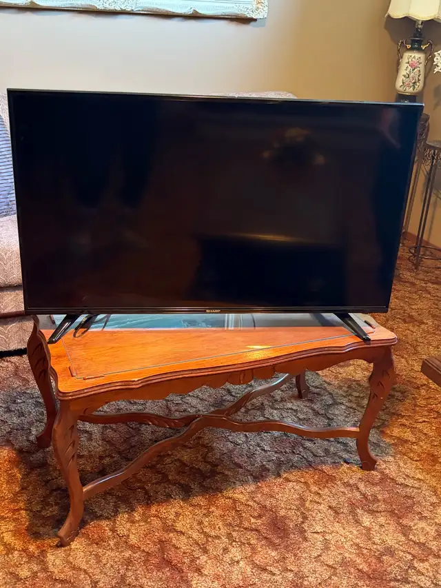 40" Sharp Tv