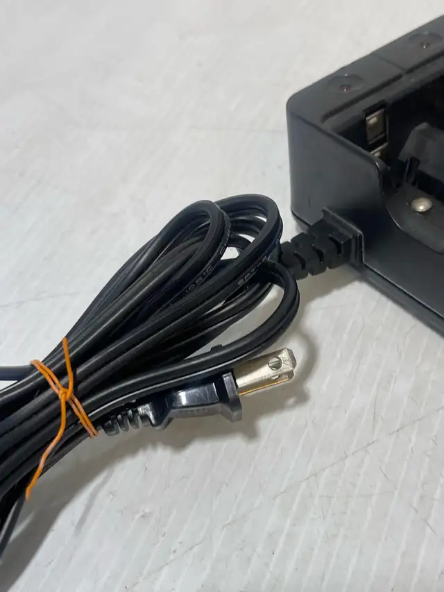 Dynacharge Battery Charger - Photo 7