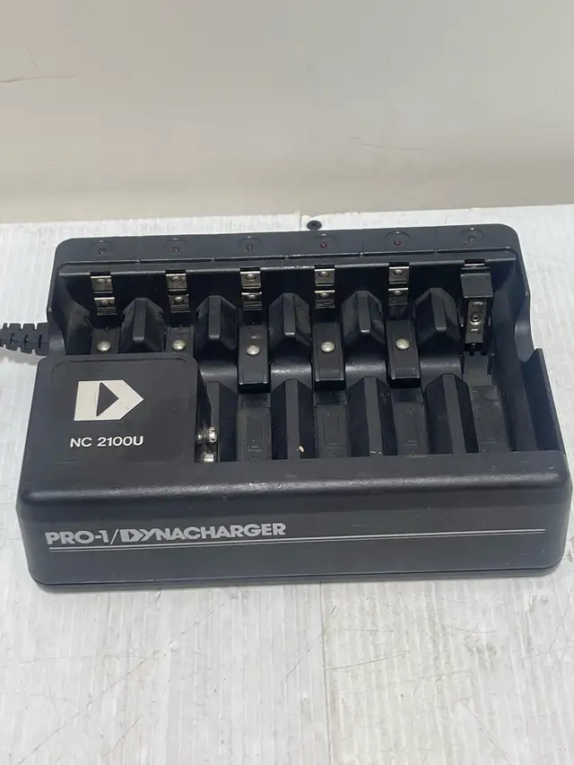 Dynacharge Battery Charger - Photo 10