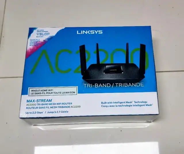 New! Linksys Max-Stream High-Performance Tri-Band Mesh Router