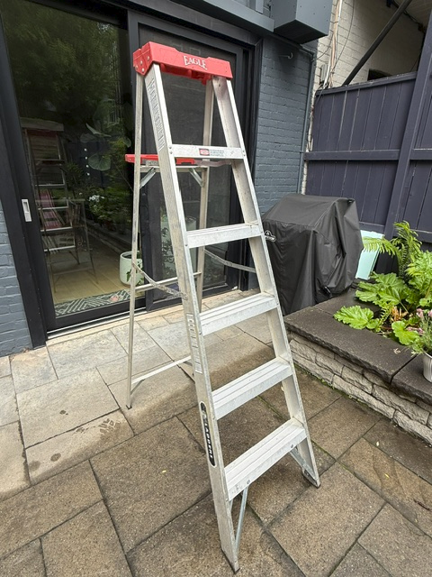Escabeau/Stepladder 6 pieds/ft