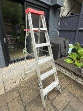 Escabeau/Stepladder 6 pieds/ft