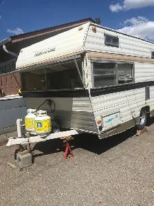 1981 Travelaire 15.5’ Trailer