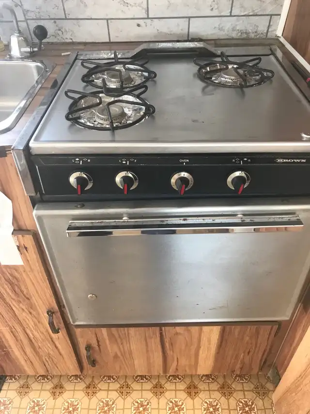 1981 Travelaire 15.5’ Trailer - Photo 4