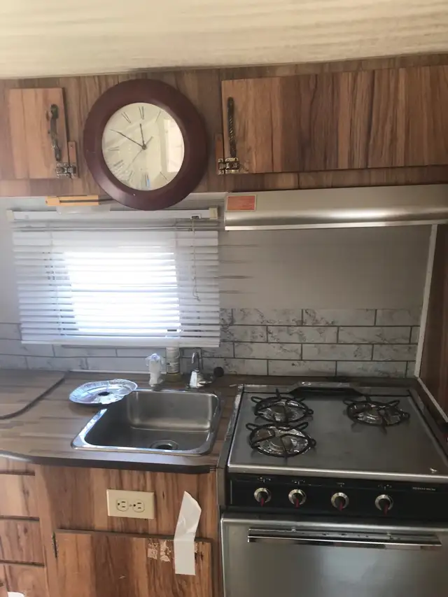 1981 Travelaire 15.5’ Trailer - Photo 5