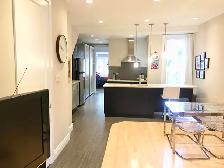 Renovated One Bedroom Main Floor Apartment in Leslieville - Photo 2