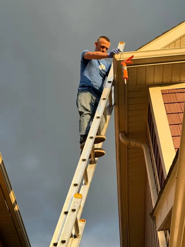 Gutter Cleaning - Photo 6