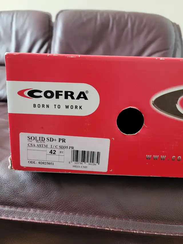 Safety shoes