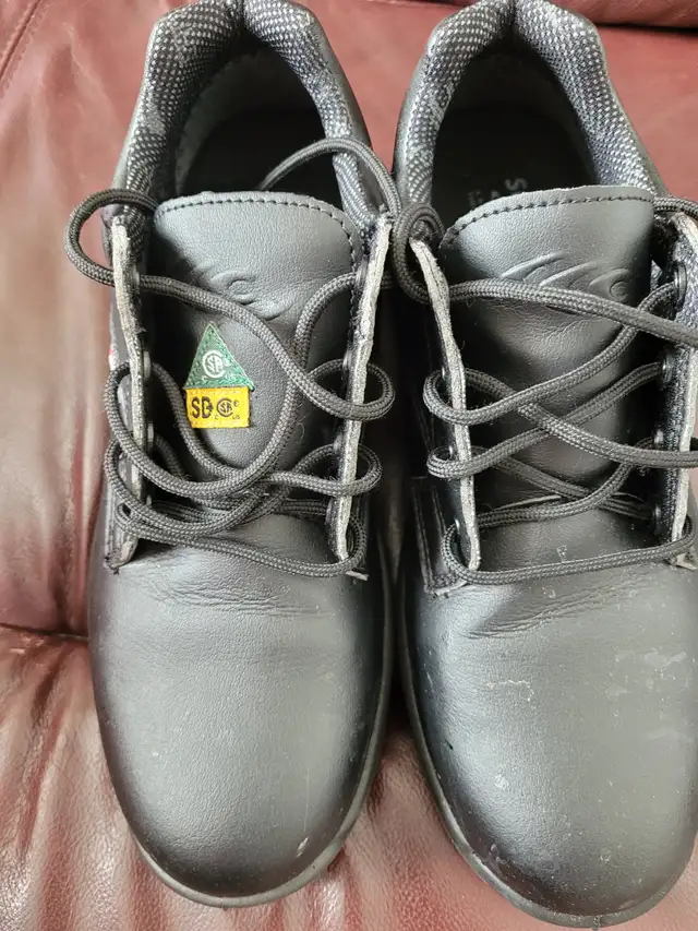 Safety shoes - Photo 4