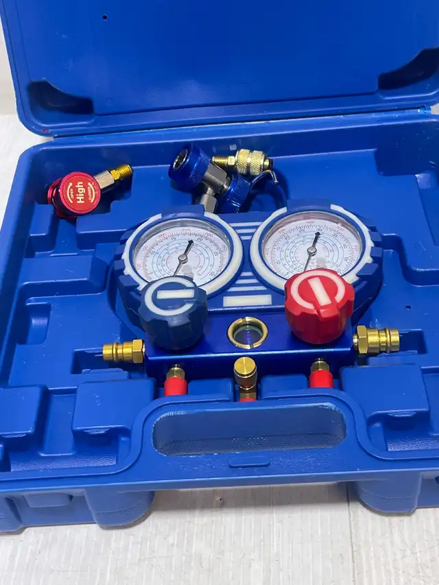 Manifold Gauge Set - Photo 3
